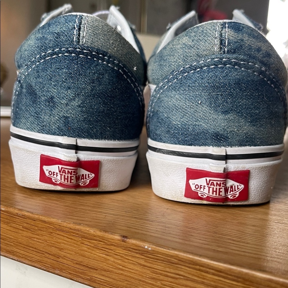 Like New! Vans Old Skool Denim Sneaker Womens 6 / Boy’s 4.5 Retro Classic Staple - Picture 3 of 7